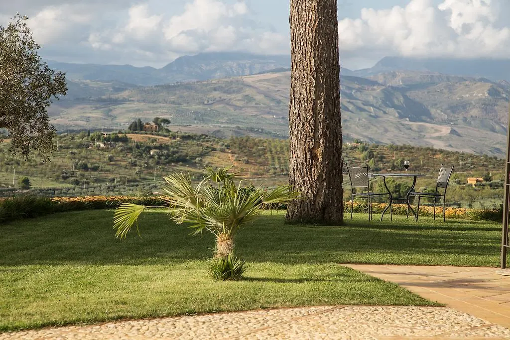 Bauernhof Agriturismo Feudo Muxarello Aragona
