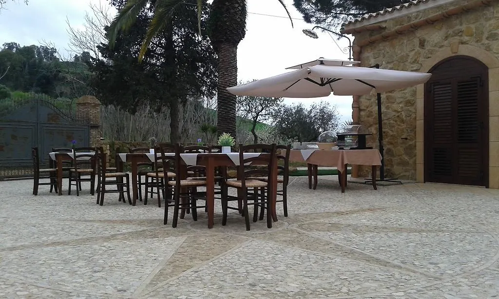 Agriturismo Feudo Muxarello Aragona